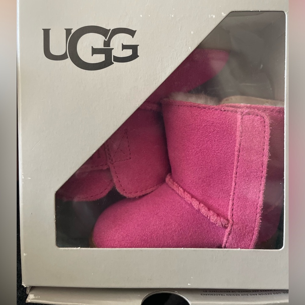 UGG Keelan II Suede infant boot.